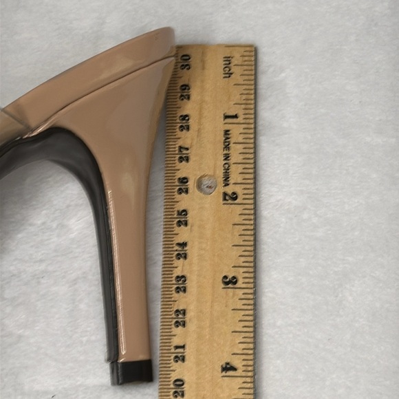 Adrienne Vittadini Nude Bow Slide Sandals 6 - Picture 9 of 11